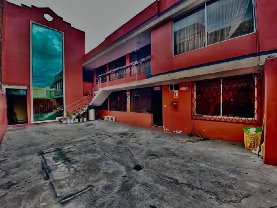 Hotel Jimmy Latacunga Ngoại thất bức ảnh